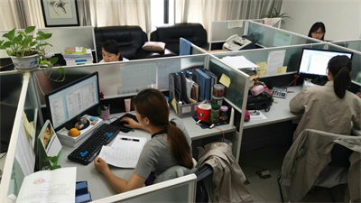 紫電公司訂單穩重帶增，生產銷售一片繁忙